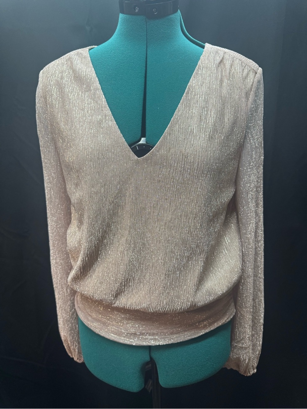 White House Black Market Metallic Blush V-Neck Long Sleeve Top